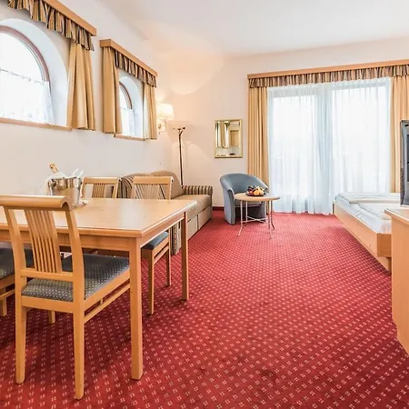 Hotell Cordial Sport Going 4*